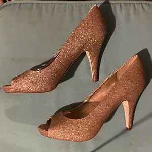 Fergalicious By Fergie Ladies Womens Glitter Open Toe Grace Gold Heels Size 7